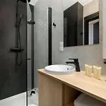 Air Conditioned In With Desk And Parking By Renters * Rzeszów
